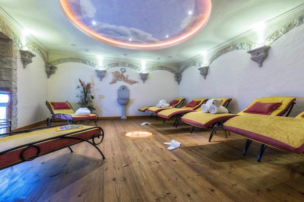Apparthotel Alpenchalet Neukirchen am Grossvenediger Bagian luar foto